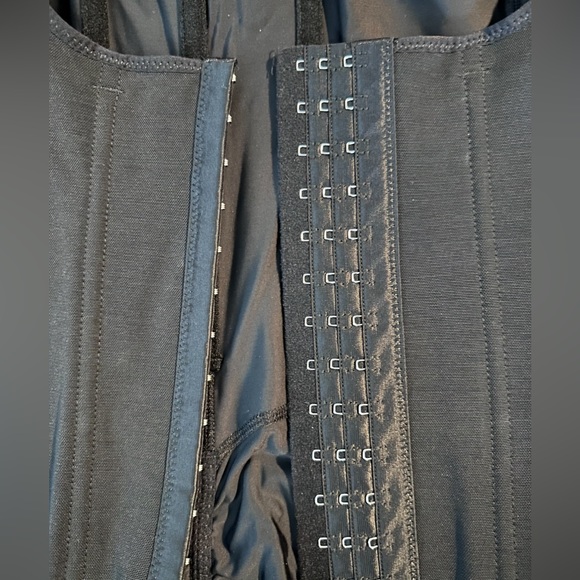 High Double Compression Tummy Control Adjustable Bodysuit with Hooks - Picture 7 of 7